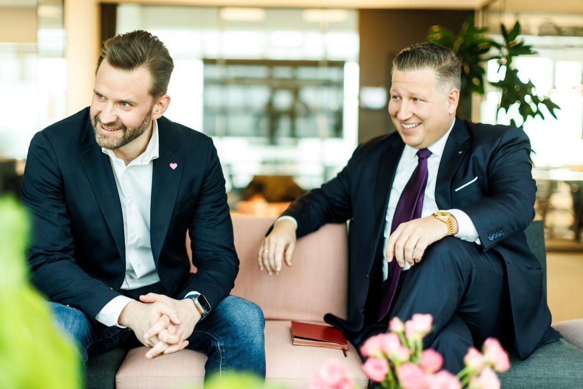 Svak nedgang, men stabilt trusselnivå i april