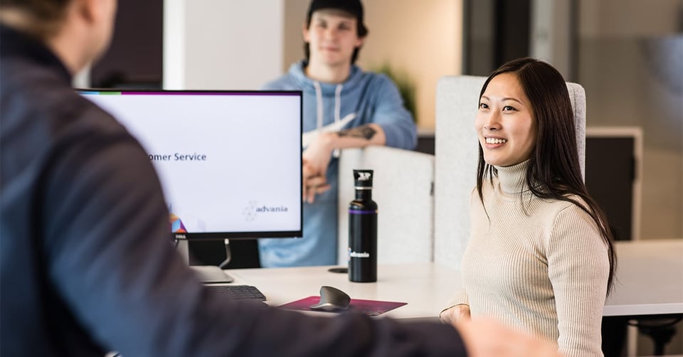 Bilde av mennesker på kontor