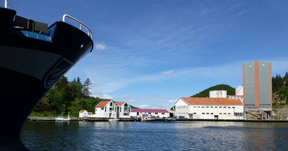 <span id="hs_cos_wrapper_name" class="hs_cos_wrapper hs_cos_wrapper_meta_field hs_cos_wrapper_type_text" style="" data-hs-cos-general-type="meta_field" data-hs-cos-type="text" >Fra tradisjonelle IT-systemer til moderne, skybaserte løsninger</span>