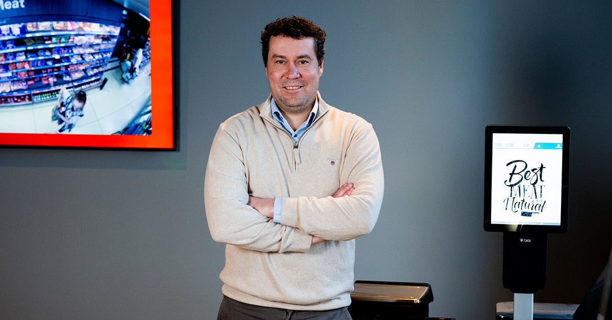 <span id="hs_cos_wrapper_name" class="hs_cos_wrapper hs_cos_wrapper_meta_field hs_cos_wrapper_type_text" style="" data-hs-cos-general-type="meta_field" data-hs-cos-type="text" >StrongPoint finner sikre svar med Advania</span>