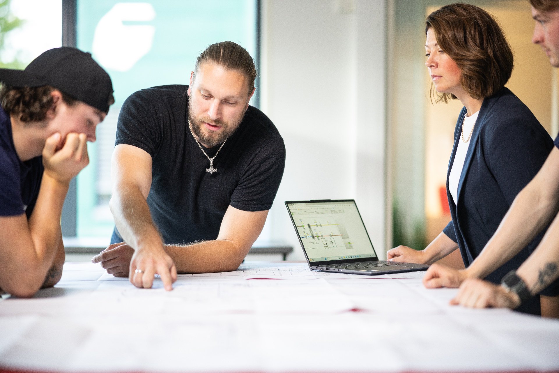 <span id="hs_cos_wrapper_name" class="hs_cos_wrapper hs_cos_wrapper_meta_field hs_cos_wrapper_type_text" style="" data-hs-cos-general-type="meta_field" data-hs-cos-type="text" >Skaper bedre kundeopplevelser med datainnsikt</span>